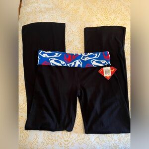 ✨✨It’s a bird!  It’s a plane!  Superman Yoga Pants!✨✨